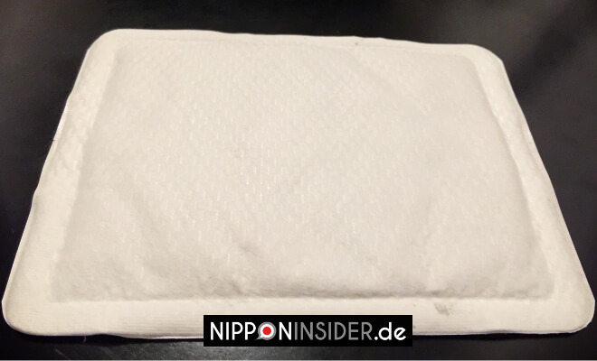 Hokkairo ausgepackt. Ein weißes Papiersäckchen | Nipponinsider